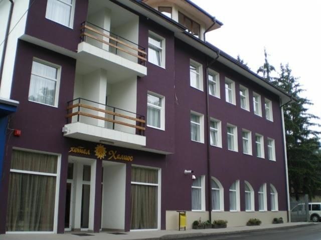 Отель Family Hotel Helios Севлиево-10